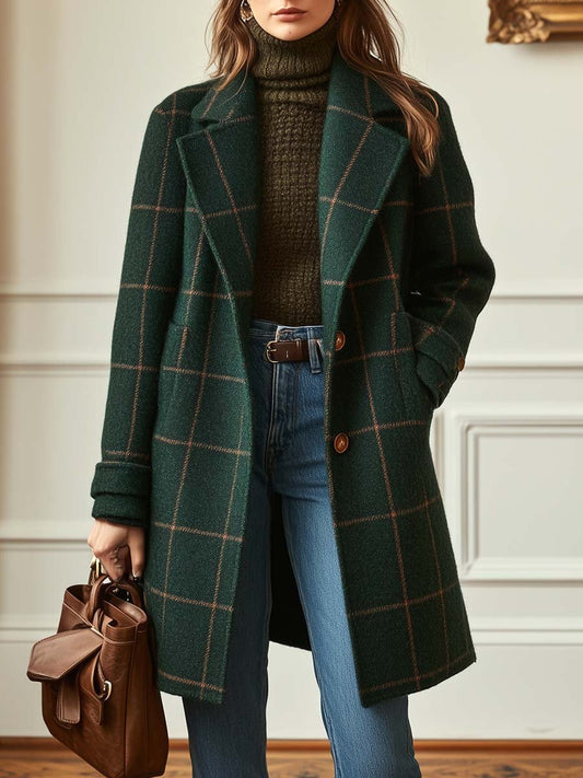 Checked coat with lapel collar and two-button closure | Elena